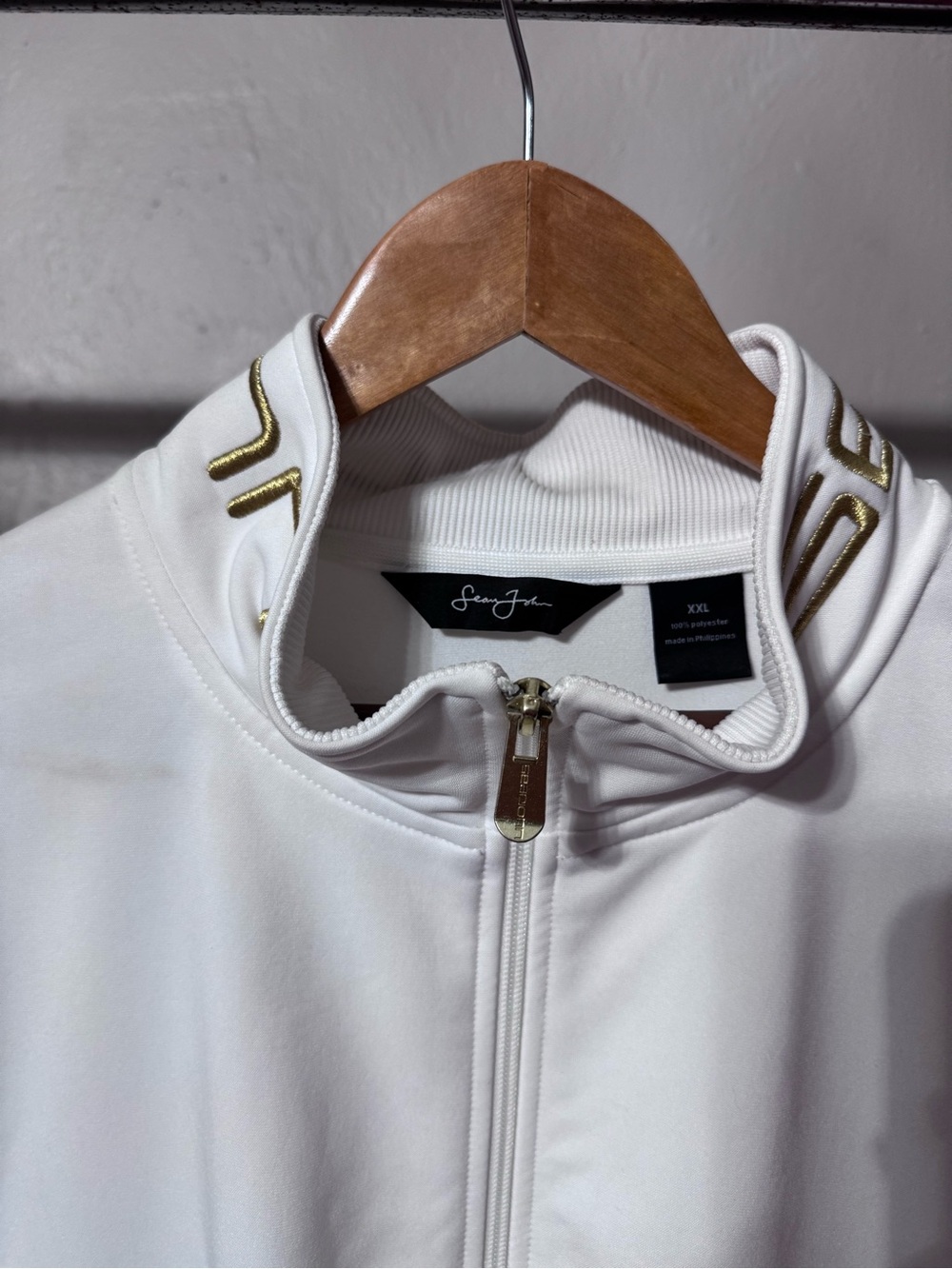 Sean John White Track Jacket with Gold Trim - Picture 7 of 9
